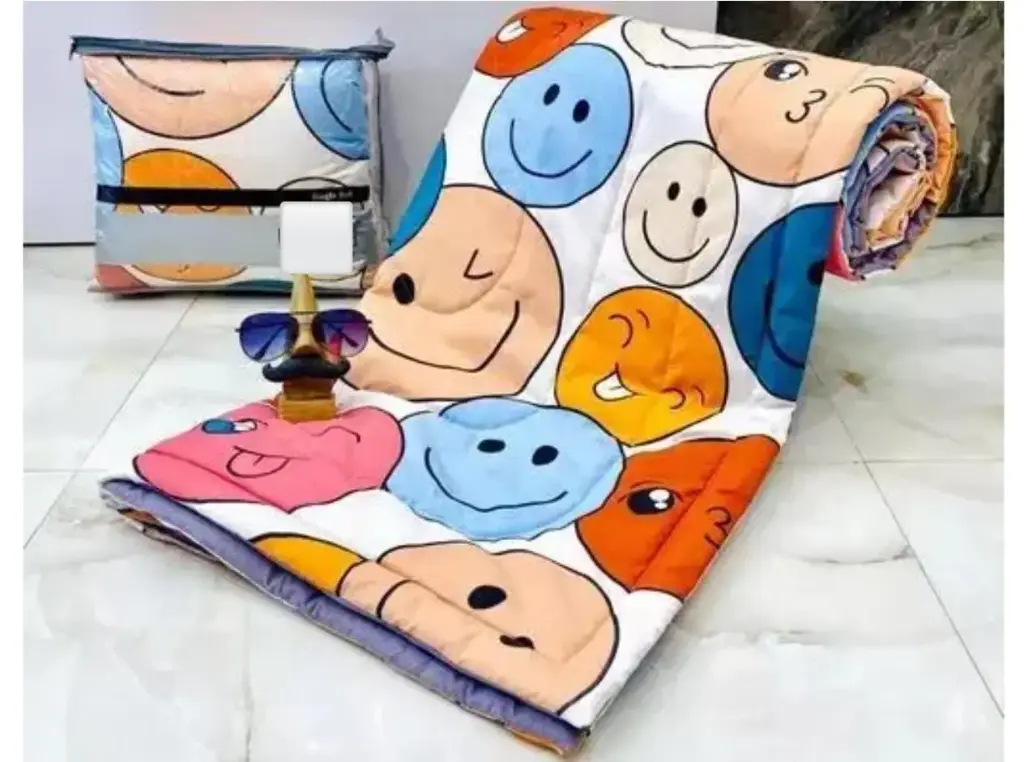 Smiley Face Single Comforter / Quilt